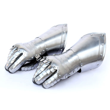 Medieval Knight Gothic Style Functional Armor Gauntlets