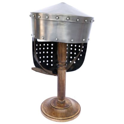 Medieval Crusader Peaked Pot Helmet