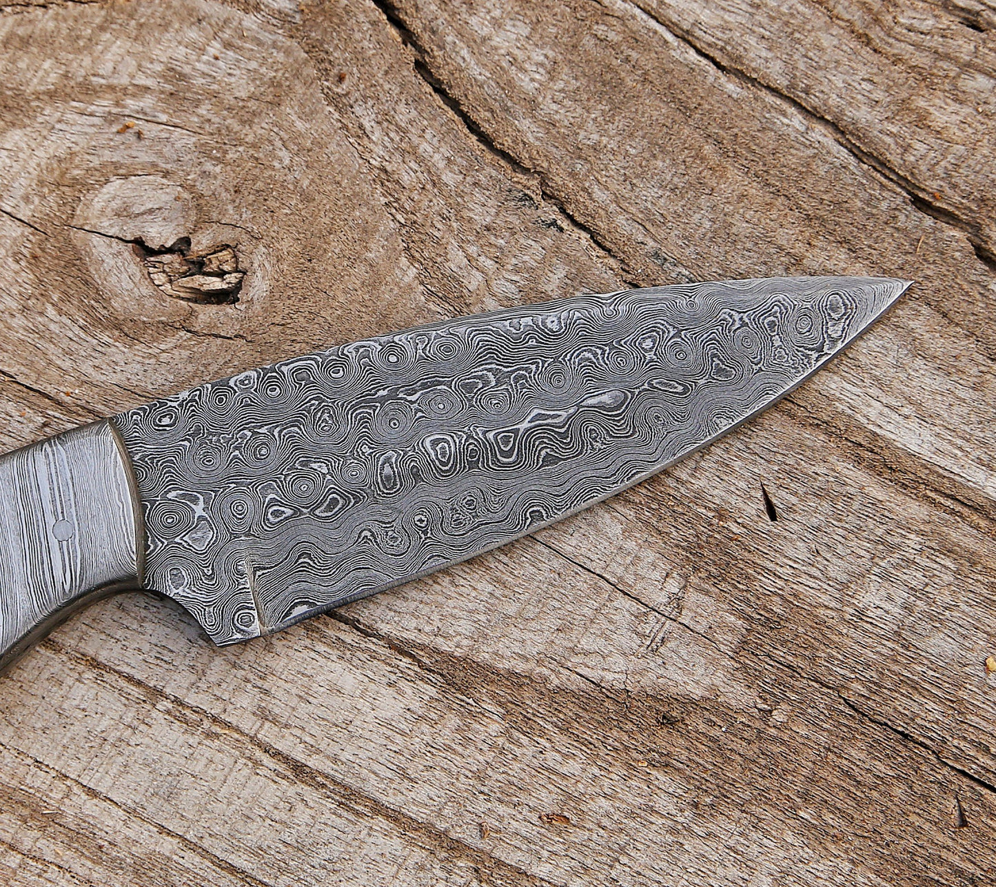 9.5" Custom Handmade Damascus Steel Hunting Skinning Knife Walnut Wood