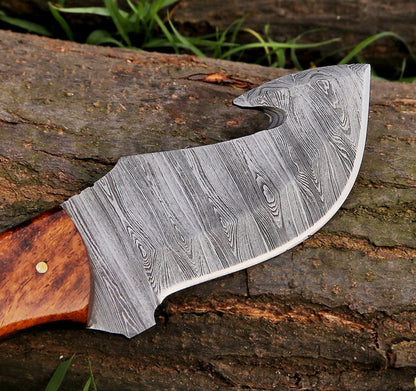 9" Gut Hook Damascus Steel Custom Handmade Hunting Skinning Knife