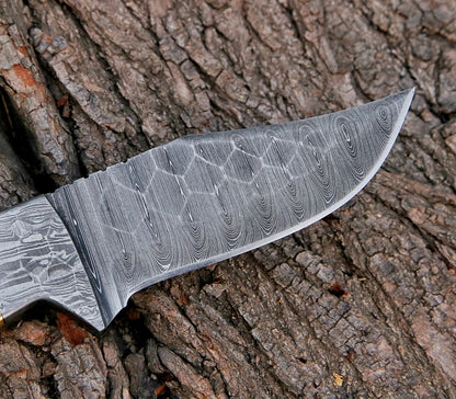 9.5" Custom Handmade Hammered Damascus Steel Hunting Skinning Knife