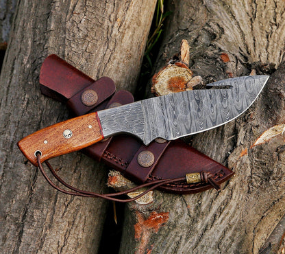 9.5" Gut Hook Damascus Steel Custom Handmade Hunting Skinning Knife